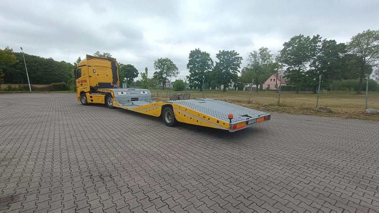 Załadunek ciągnika